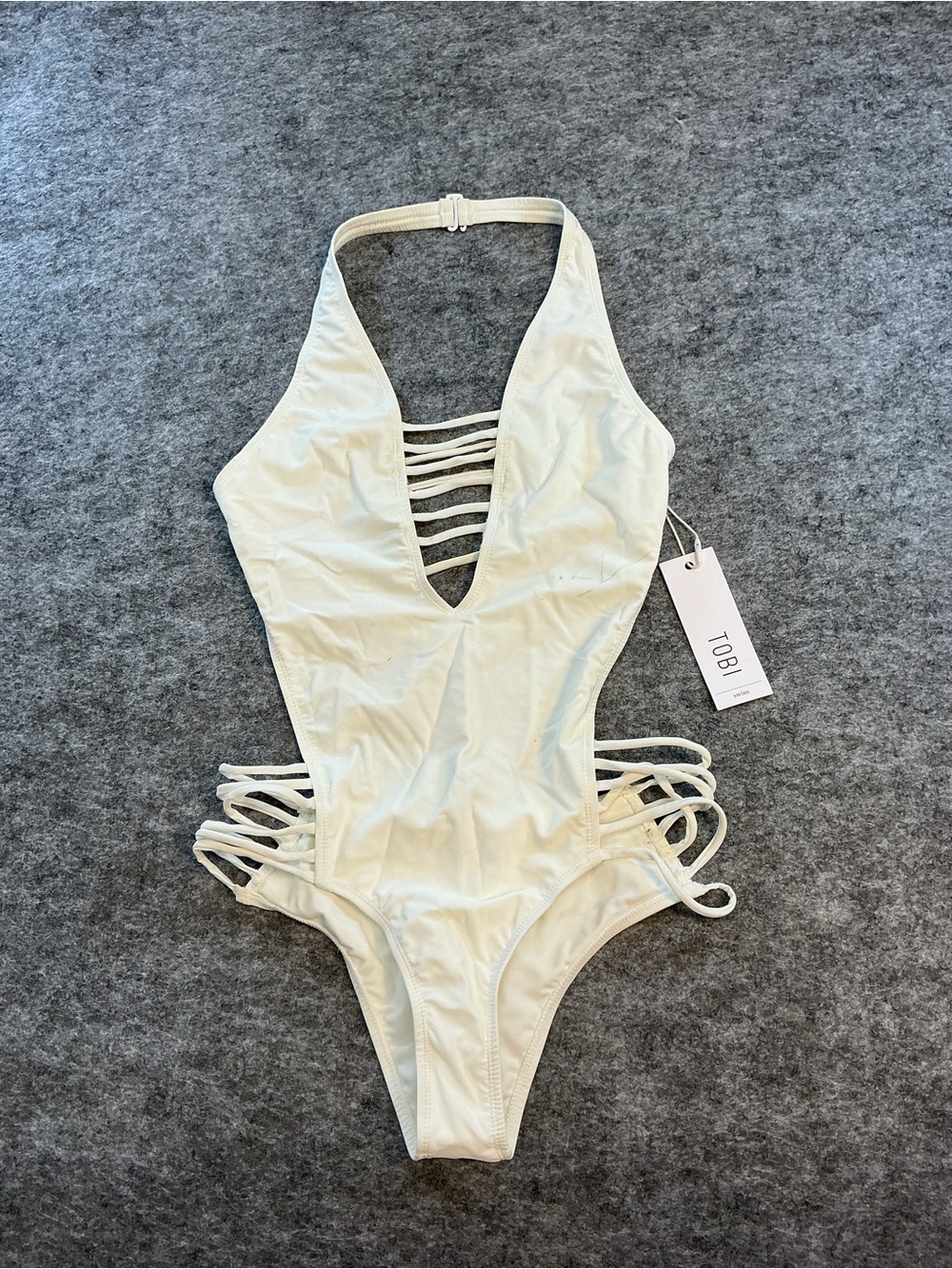 Tobi Strappy Cutout One-Piece Swimsuit Monokini in Cream Size M